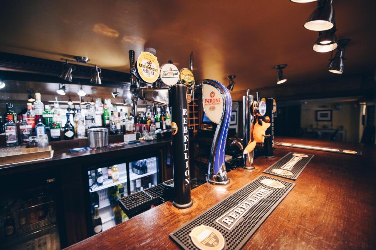 Fox Country Inn High Wycombe Eksteriør billede