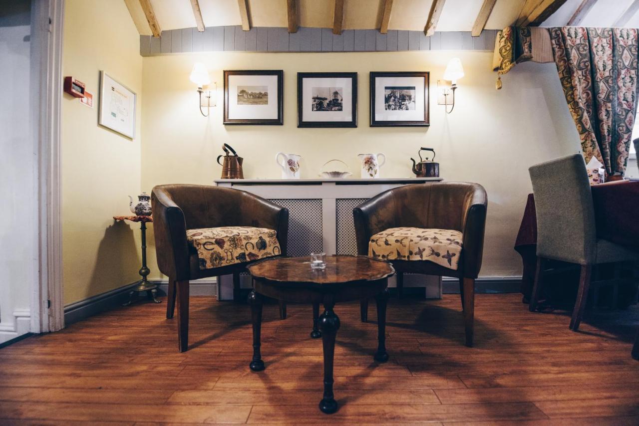 Fox Country Inn High Wycombe Eksteriør billede